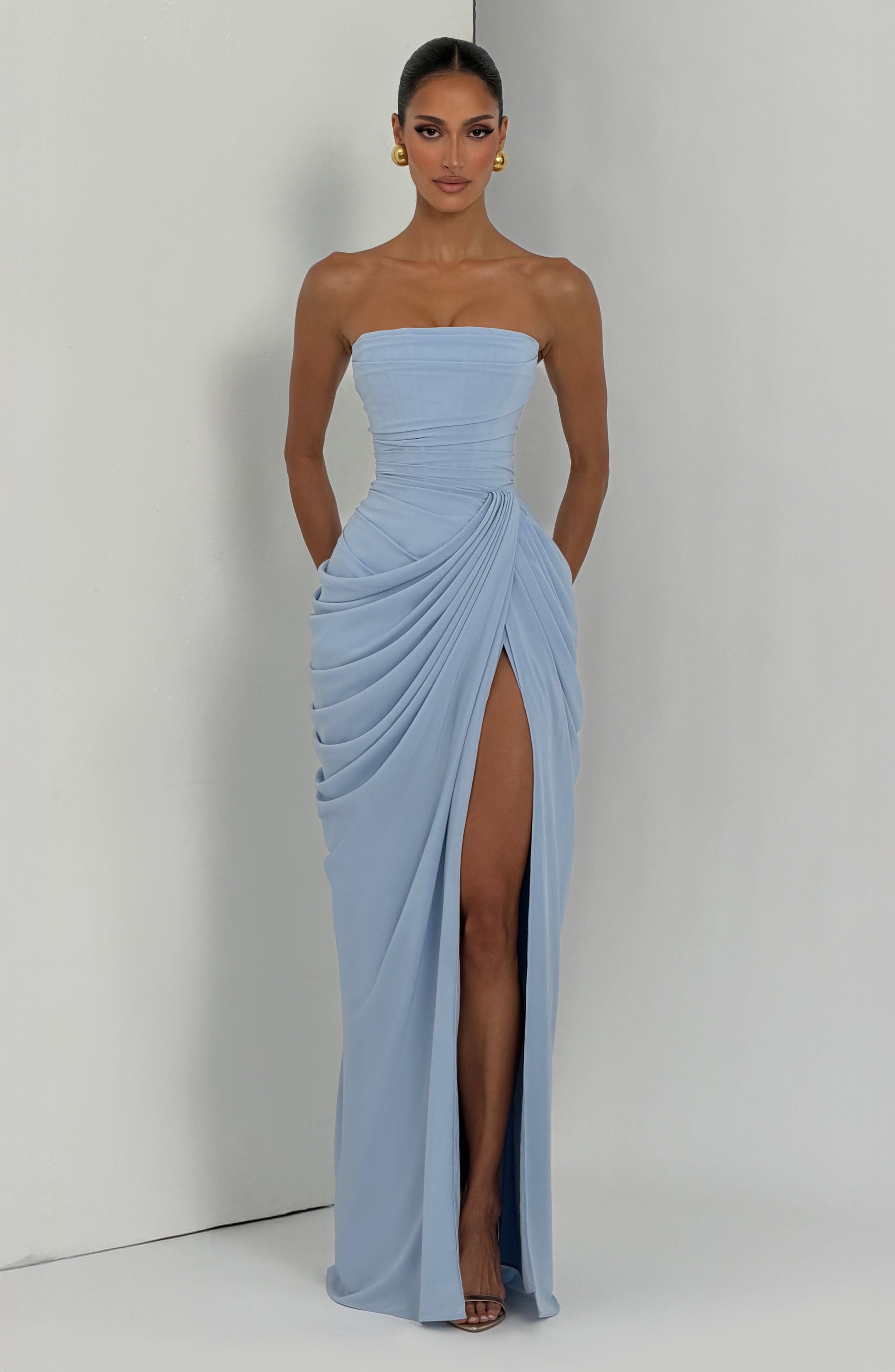 Lola - Vestido Escultural