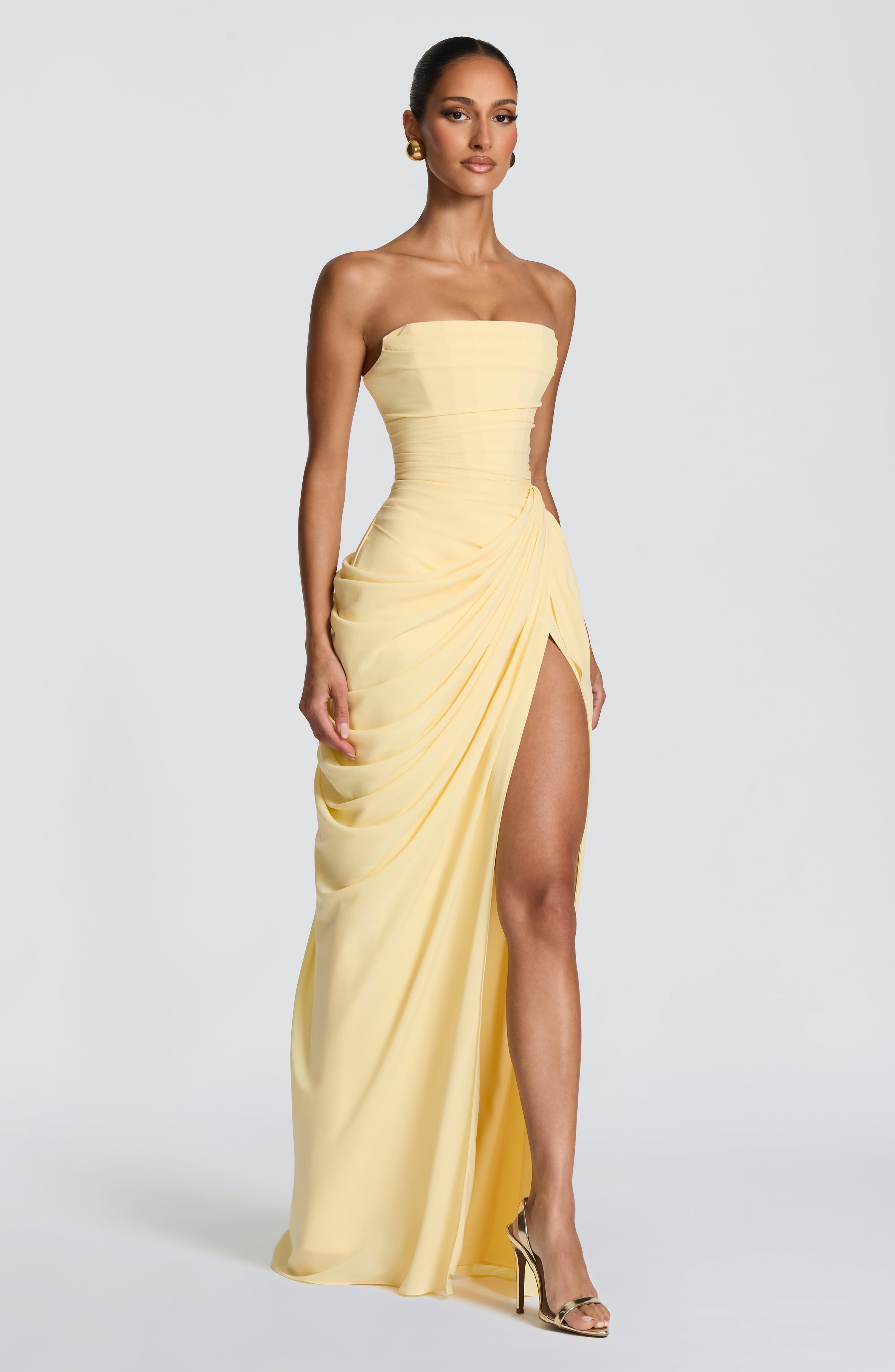 Lola - Vestido Escultural