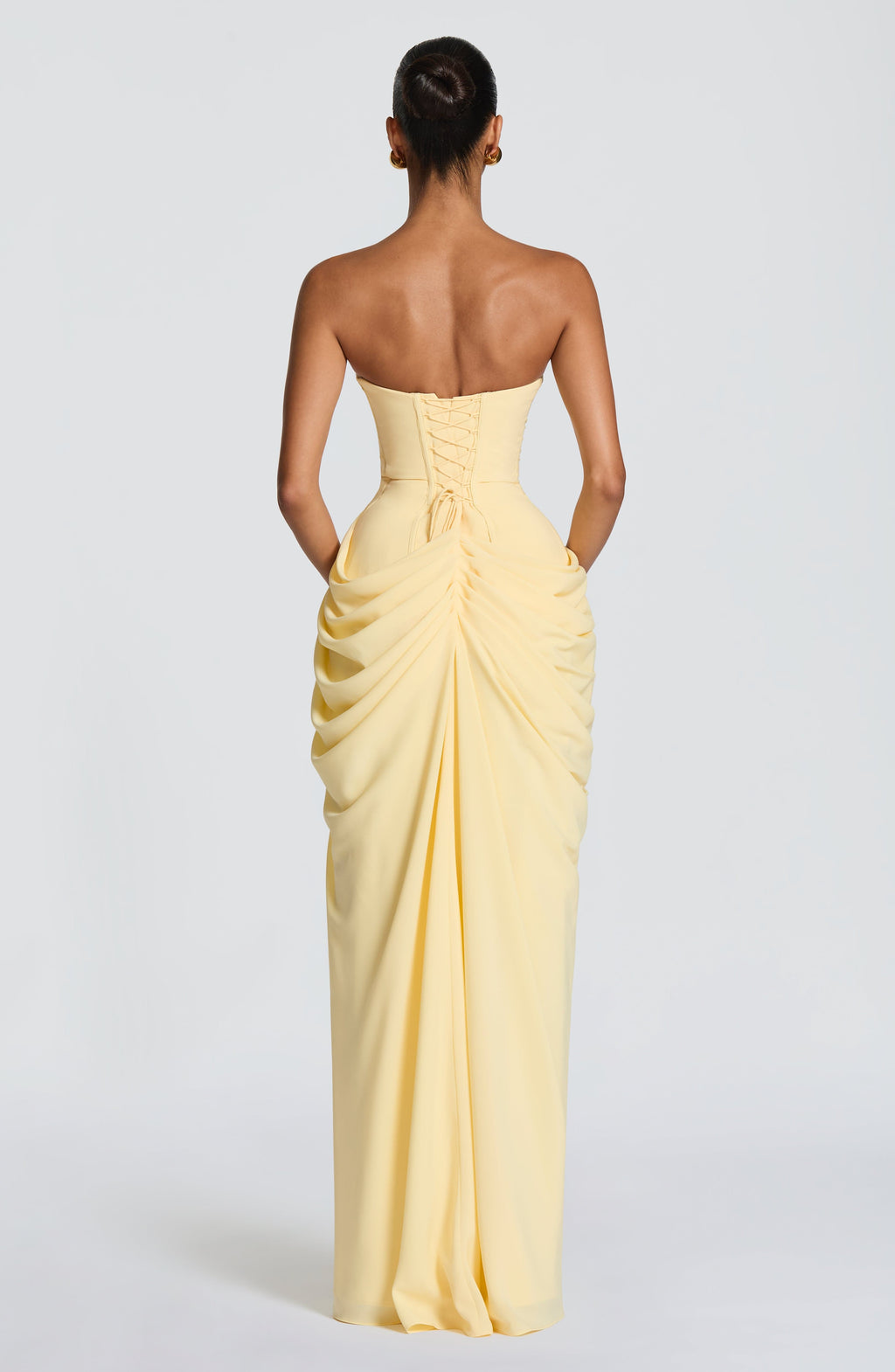Lola - Vestido Escultural